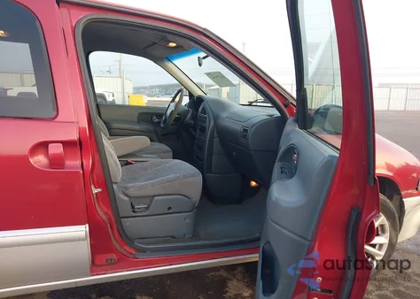 2002 Nissan Quest Gxe z USA, uszkodzony, nr VIN 4N2ZN15T52D811738